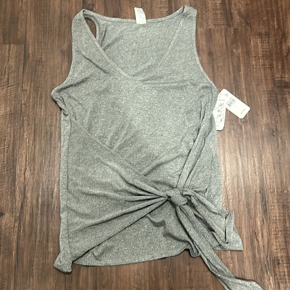 NWT Splendid “Studio” Gray Tank, Size Large - Picture 2 of 7